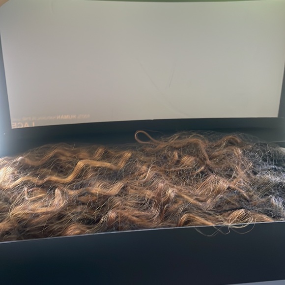 Galaxy 2 HD lace signature wig - Picture 4 of 5